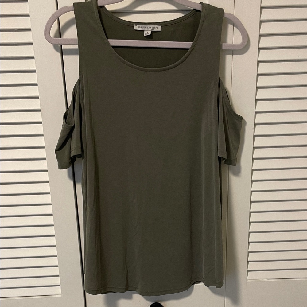 Green Envelope Olive Cold-Shoulder Tank Top